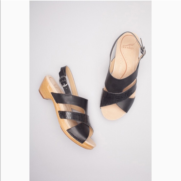 dansko jacinda size 38